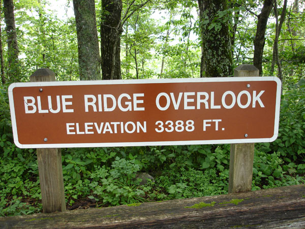sign: Blue Ridge Overlook in 2005